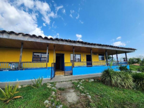 CASA CAMPESTRE el jardín